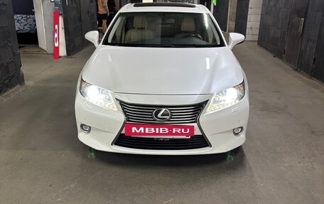 Lexus ES VII, 2013 год, 2 350 000 рублей, 9 фотография
