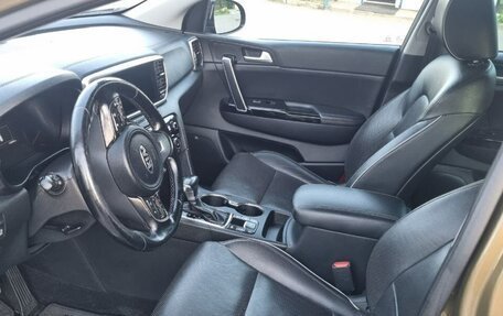 KIA Sportage IV рестайлинг, 2016 год, 2 200 000 рублей, 15 фотография