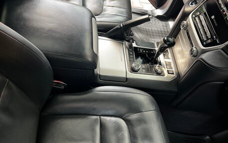 Toyota Land Cruiser 200, 2015 год, 6 150 000 рублей, 7 фотография