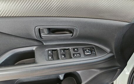 Mitsubishi Outlander III рестайлинг 3, 2016 год, 1 679 000 рублей, 18 фотография