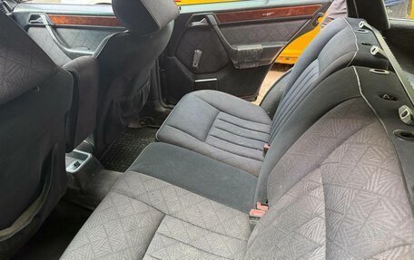 Mercedes-Benz E-Класс, 1993 год, 250 000 рублей, 9 фотография