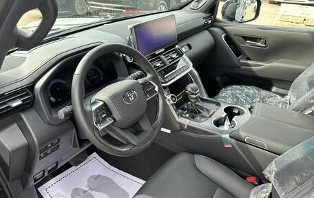 Toyota Land Cruiser, 2025 год, 12 800 000 рублей, 15 фотография