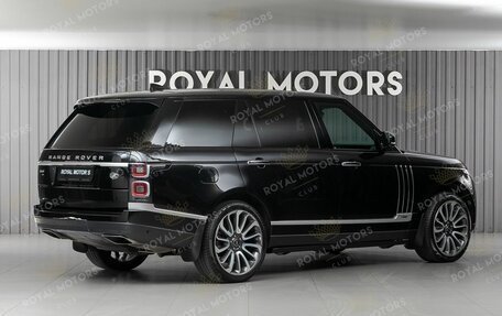 Land Rover Range Rover IV рестайлинг, 2020 год, 10 900 000 рублей, 5 фотография