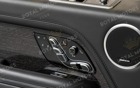 Land Rover Range Rover IV рестайлинг, 2020 год, 10 900 000 рублей, 15 фотография