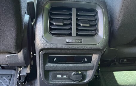 Volkswagen Tiguan II, 2022 год, 4 100 000 рублей, 10 фотография