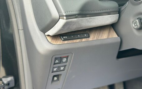Lexus LM, 2024 год, 17 500 000 рублей, 20 фотография