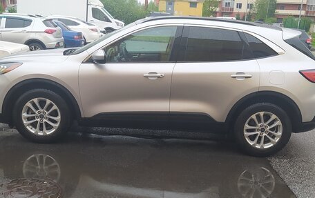 Ford Escape, 2020 год, 1 799 000 рублей, 3 фотография