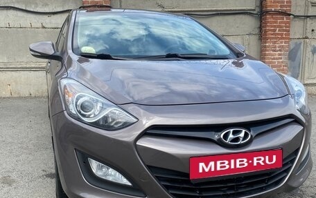 Hyundai i30 II рестайлинг, 2012 год, 1 220 000 рублей, 2 фотография