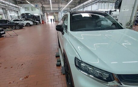 Geely Tugella FY11, 2022 год, 2 497 000 рублей, 2 фотография