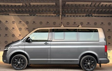 Volkswagen Caravelle T6 рестайлинг, 2021 год, 3 690 000 рублей, 7 фотография