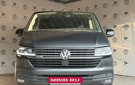 Volkswagen Caravelle T6 рестайлинг, 2021 год, 3 690 000 рублей, 6 фотография