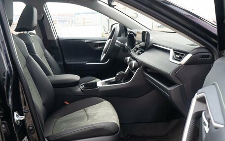 Toyota RAV4, 2025 год, 4 350 000 рублей, 13 фотография