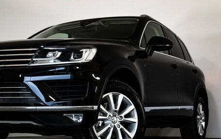 Volkswagen Touareg III, 2015 год, 2 650 000 рублей, 2 фотография