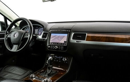 Volkswagen Touareg III, 2015 год, 2 650 000 рублей, 10 фотография