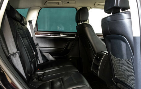 Volkswagen Touareg III, 2015 год, 2 650 000 рублей, 18 фотография