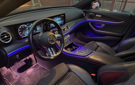 Mercedes-Benz E-Класс, 2021 год, 4 190 000 рублей, 7 фотография