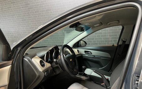 Chevrolet Cruze II, 2013 год, 820 000 рублей, 11 фотография