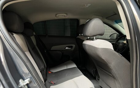 Chevrolet Cruze II, 2013 год, 820 000 рублей, 12 фотография