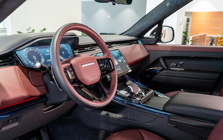 Land Rover Range Rover Sport, 2023 год, 17 900 000 рублей, 13 фотография