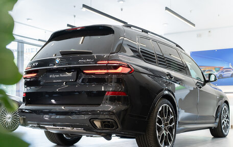 BMW X7, 2024 год, 16 000 000 рублей, 4 фотография