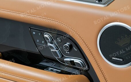 Land Rover Range Rover IV рестайлинг, 2019 год, 7 790 000 рублей, 15 фотография