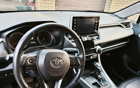 Toyota RAV4, 2020 год, 3 375 000 рублей, 17 фотография