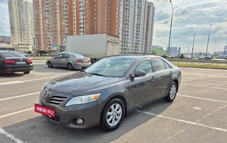 Toyota Camry, 2011 год, 2 100 000 рублей, 6 фотография