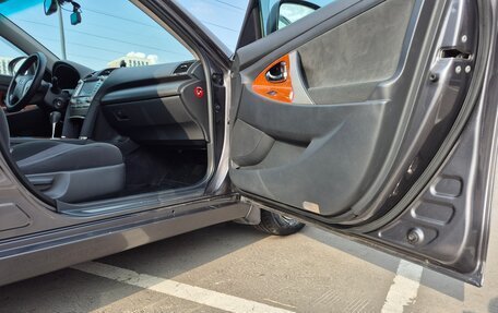 Toyota Camry, 2011 год, 2 100 000 рублей, 13 фотография