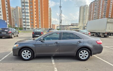 Toyota Camry, 2011 год, 2 100 000 рублей, 16 фотография