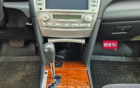 Toyota Camry, 2011 год, 2 100 000 рублей, 17 фотография