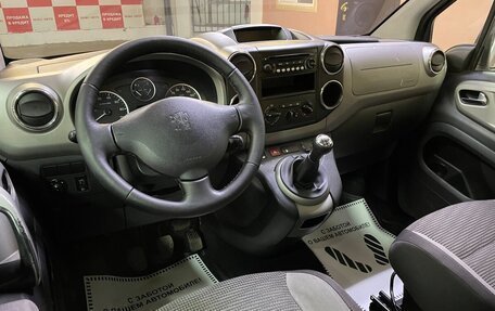 Peugeot Partner II рестайлинг 2, 2011 год, 575 000 рублей, 7 фотография