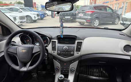 Chevrolet Cruze II, 2011 год, 535 000 рублей, 12 фотография