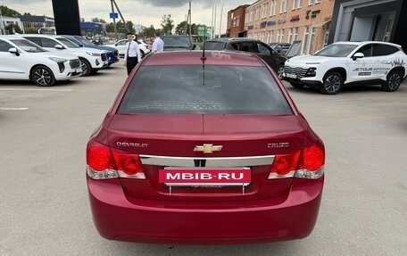 Chevrolet Cruze II, 2011 год, 535 000 рублей, 7 фотография