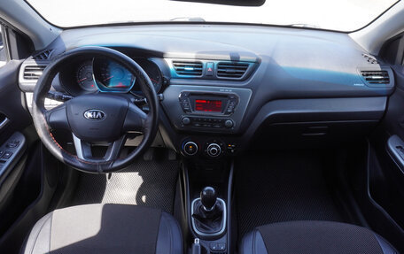 KIA Rio III рестайлинг, 2013 год, 683 000 рублей, 11 фотография