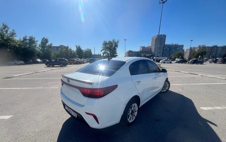 KIA Rio IV, 2019 год, 1 300 000 рублей, 3 фотография