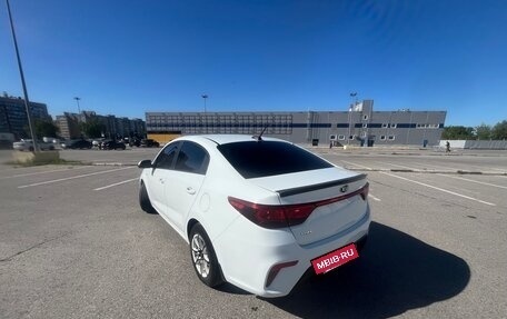 KIA Rio IV, 2019 год, 1 300 000 рублей, 2 фотография