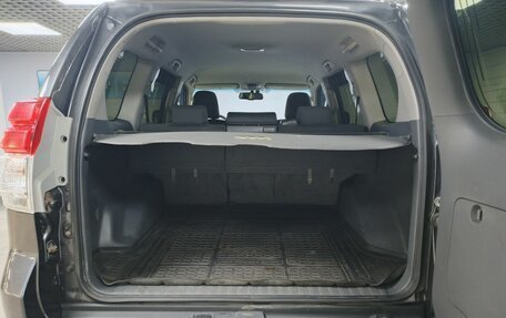Toyota Land Cruiser Prado 150 рестайлинг 2, 2012 год, 3 003 000 рублей, 25 фотография