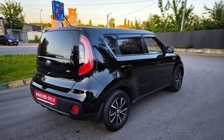 KIA Soul II рестайлинг, 2017 год, 1 550 000 рублей, 3 фотография