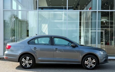 Volkswagen Jetta VI, 2012 год, 975 000 рублей, 5 фотография