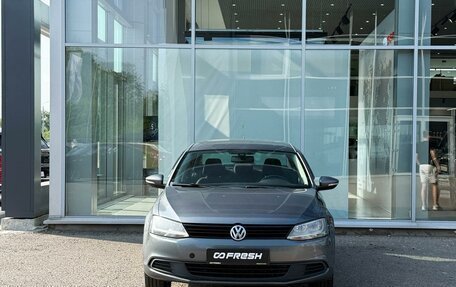 Volkswagen Jetta VI, 2012 год, 975 000 рублей, 3 фотография