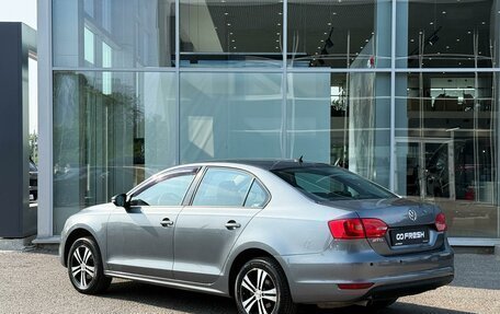 Volkswagen Jetta VI, 2012 год, 975 000 рублей, 2 фотография