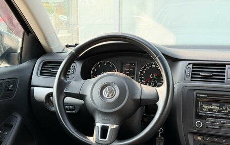 Volkswagen Jetta VI, 2012 год, 975 000 рублей, 13 фотография