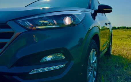 Hyundai Tucson III, 2017 год, 2 045 000 рублей, 10 фотография