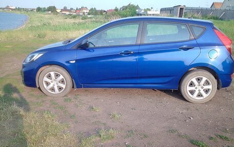 Hyundai Solaris II рестайлинг, 2013 год, 930 000 рублей, 11 фотография