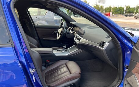 BMW 3 серия, 2019 год, 4 195 000 рублей, 22 фотография