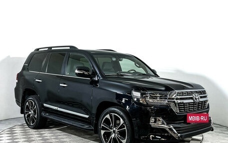Toyota Land Cruiser 200, 2018 год, 7 800 000 рублей, 3 фотография
