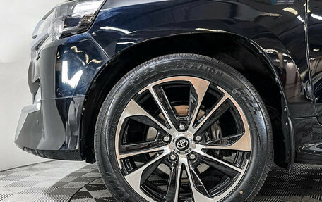 Toyota Land Cruiser 200, 2018 год, 7 800 000 рублей, 35 фотография