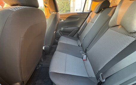 KIA Rio IV, 2019 год, 1 620 000 рублей, 2 фотография