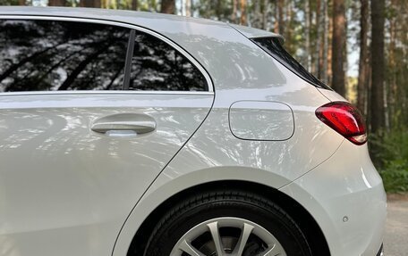 Mercedes-Benz A-Класс, 2019 год, 2 700 000 рублей, 4 фотография