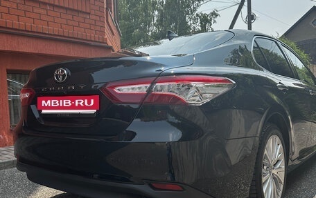 Toyota Camry, 2019 год, 3 590 000 рублей, 6 фотография
